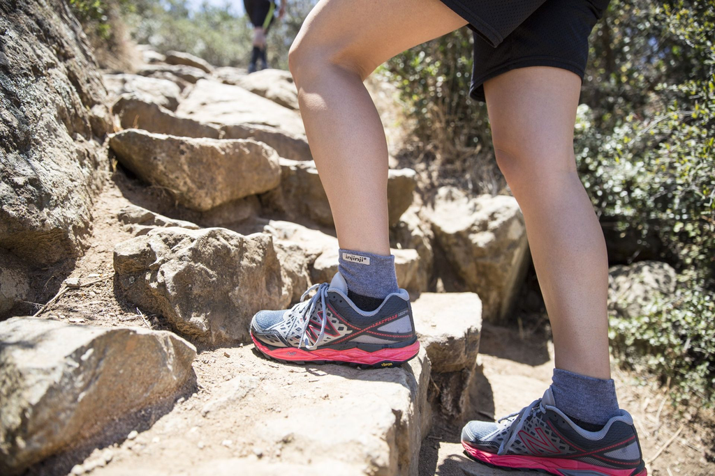 Injinji Trail Midweight Mini-crew Granite 4.webp