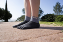 Injinji Trail Midweight Mini-crew Granite 3 .webp