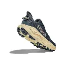 Hoka_M_Schoen_CHALLENGER_8_2.webp