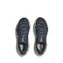 Hoka_M_Schoen_CHALLENGER_8_6.webp