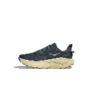 Hoka_M_Schoen_CHALLENGER_8_5.webp